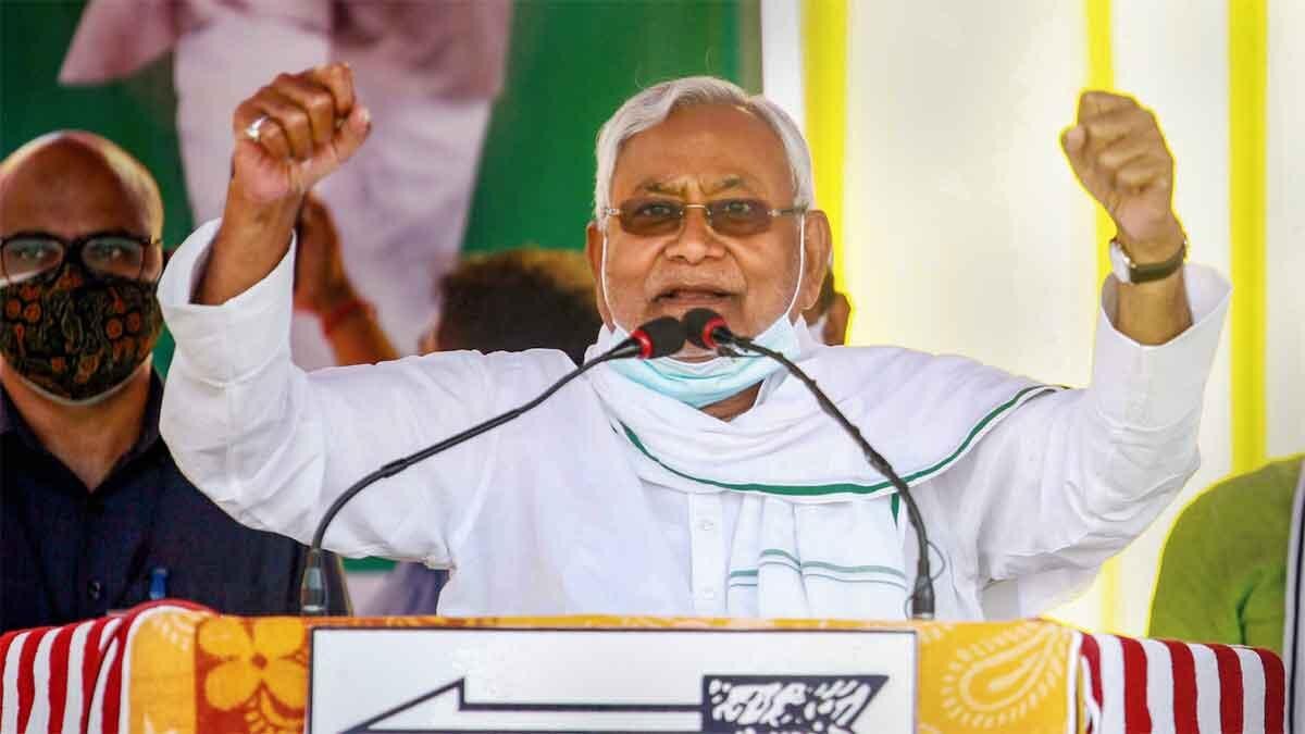 बिहार के सीएम नीतीश कुमार 