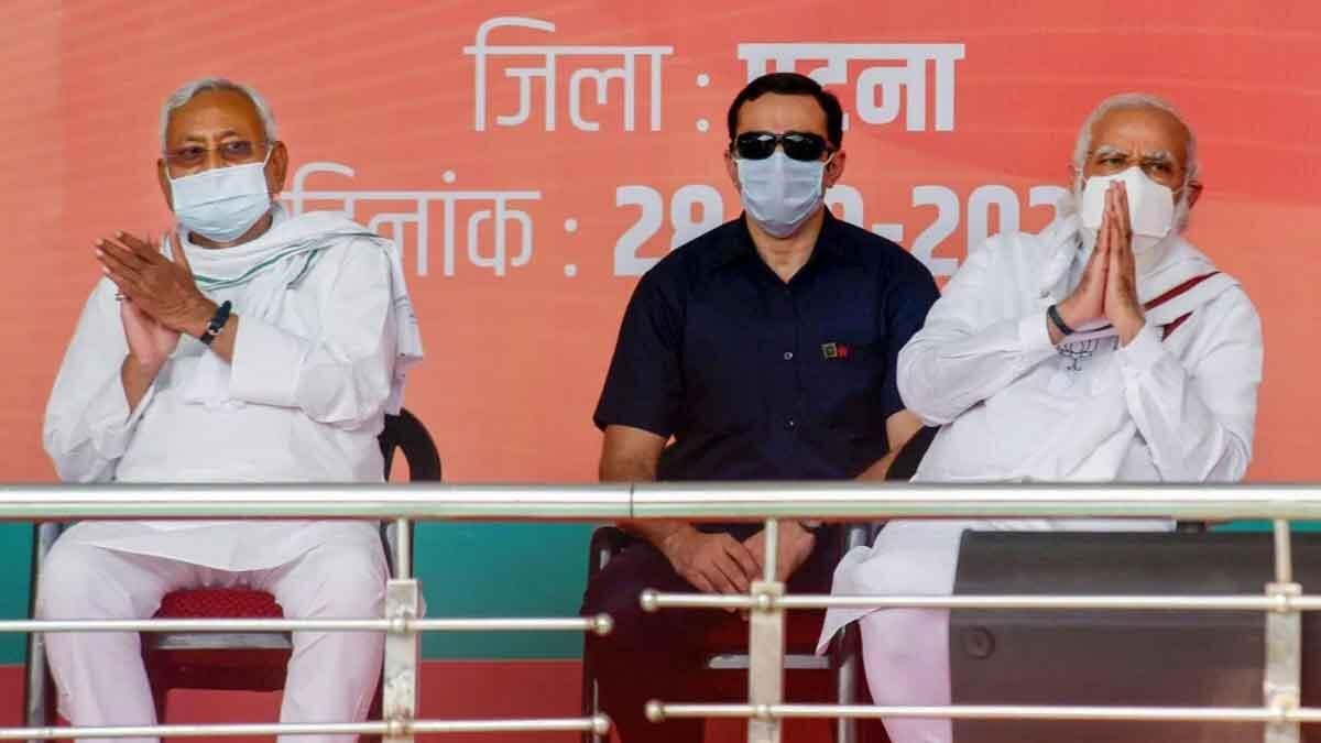 नीतीश कुमार और नरेंद्र मोदी 