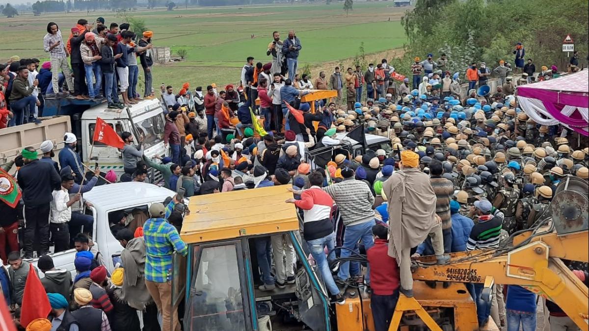 पंजाब-हरियाणा बॉर्डर पर किसानों का प्रदर्शन जारी