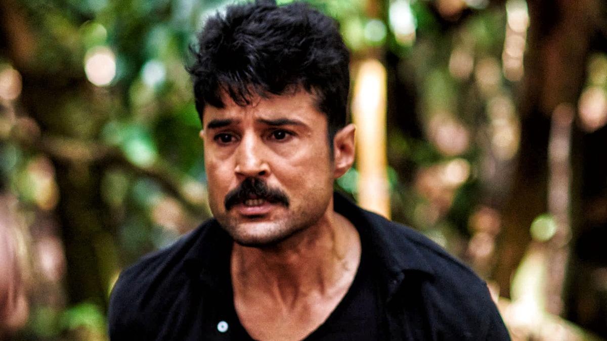 नक्सलबाड़ी सीरीज में राजीव खंडेलवाल  