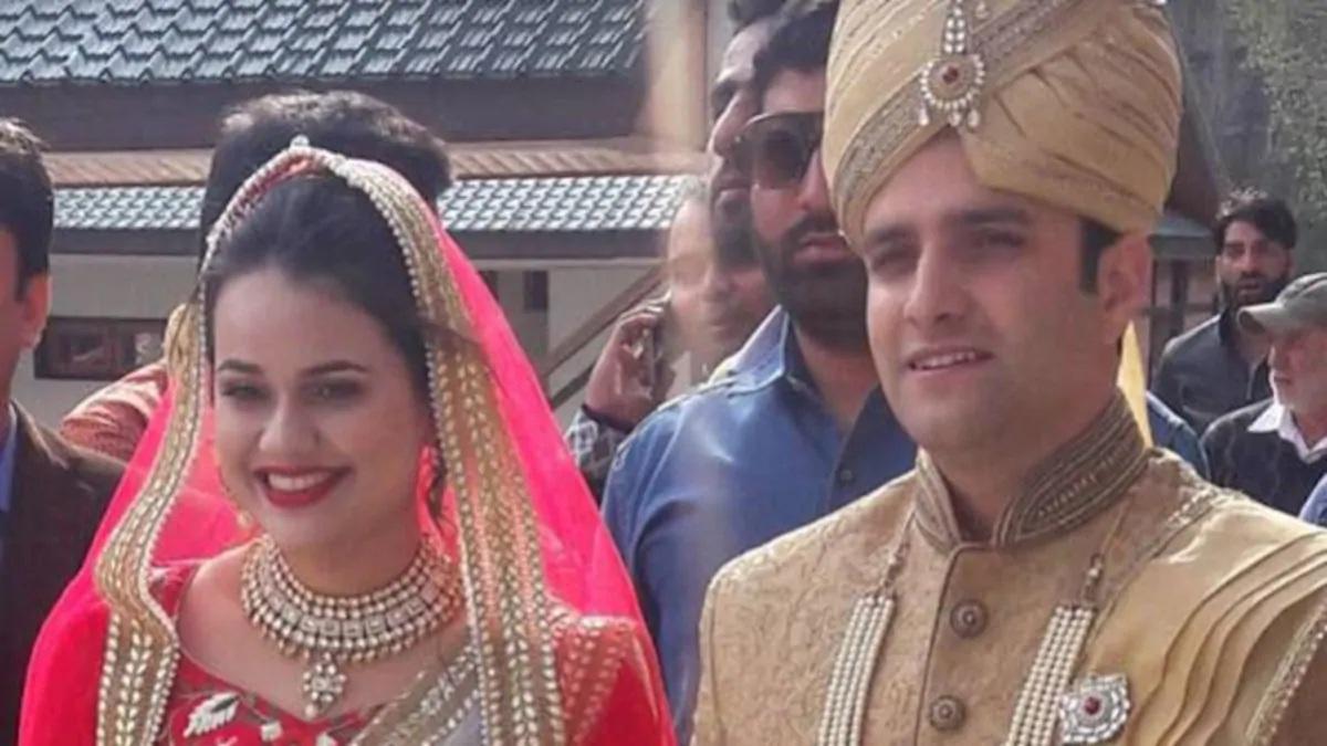 टीना डाबी और अतहर आमिर ने साल 2018 में की थी शादी.(फाइल फोटो)