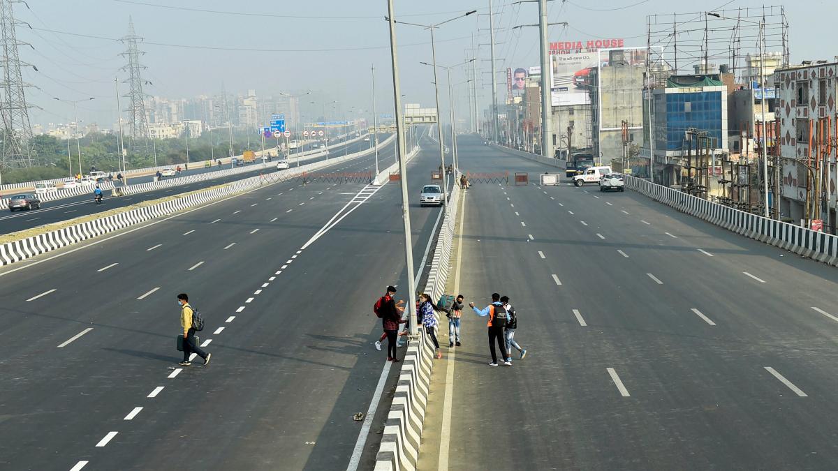 भारत बंद का मिलजुला असर देखने को मिल रहा है (फाइल फोटो-PTI)