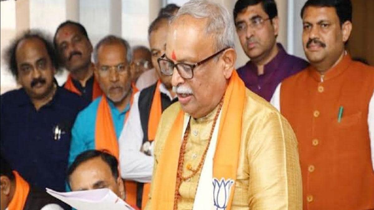 BJP सांसद अभय भारद्वाज की कोरोना से मौत, चेन्नई के अस्पताल में ली आखिरी सांस - Rajya Sabha MP Abhay Bhardwaj from Gujarat dies from corona - AajTak