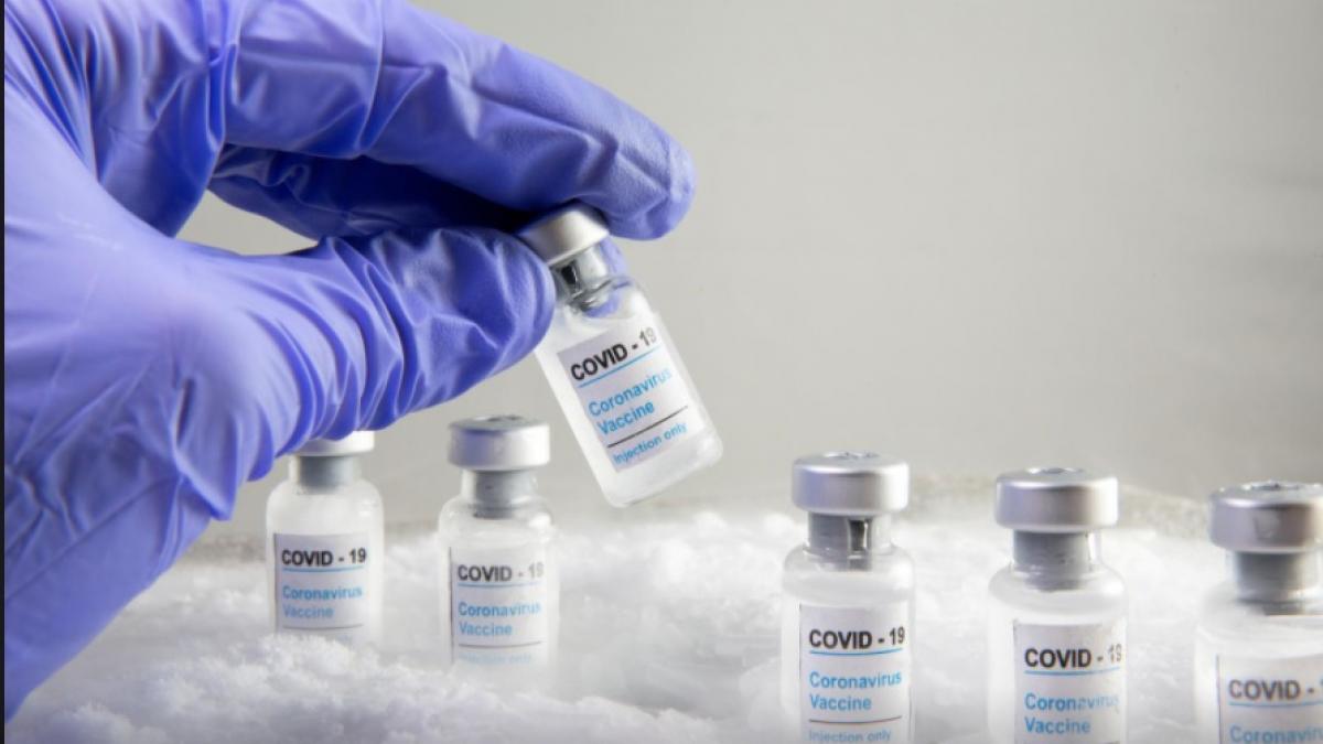 जर्मनी में कोरोना वैक्सीन देने के दौरान गड़बड़ (File)