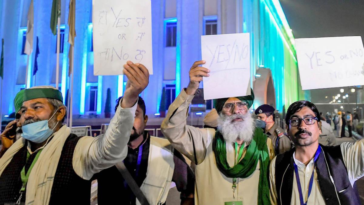 सरकार और किसानों की बातचीत बेनतीजा (फोटो- PTI)