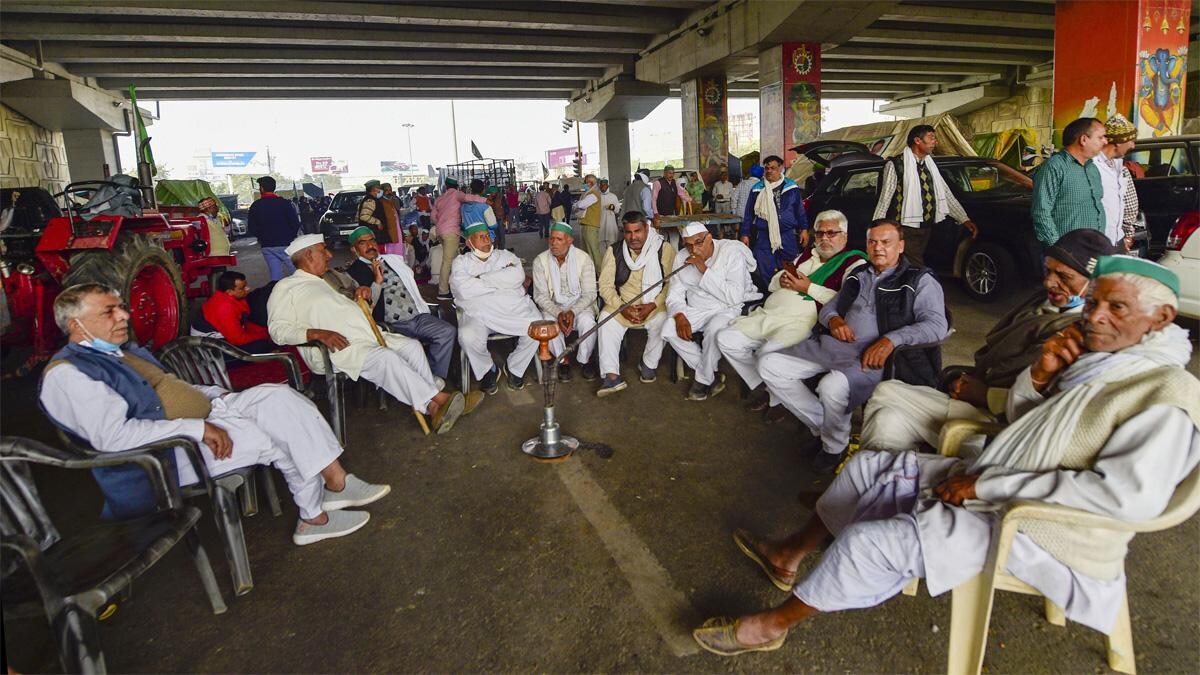 Live: दिल्ली-नोएडा बॉर्डर पर डटे किसान, बोले- आज की बैठक में कुछ नहीं हुआ तो संसद का करेंगे घेराव Live: दिल्ली-नोएडा बॉर्डर पर डटे किसान, बोले- आज की बैठक में कुछ नहीं हुआ तो संसद का करेंगे घेराव