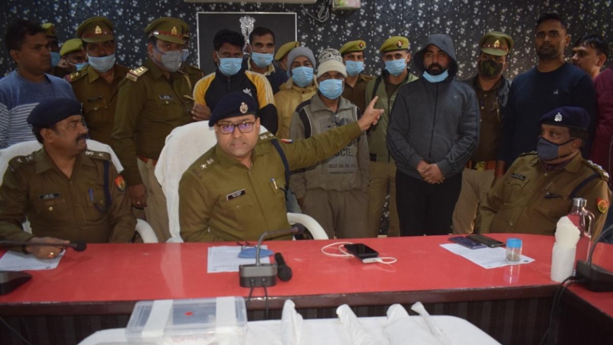 पुलिस ने मुठभेड़ के बाद 5 बदमाशों को गिरफ्तार किया है