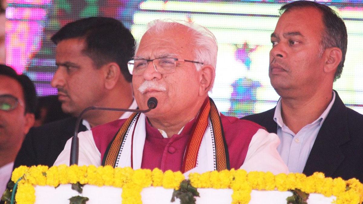 हरियाणा के मुख्यमंत्री मनोहर लाल खट्टर (फाइल फोटो)