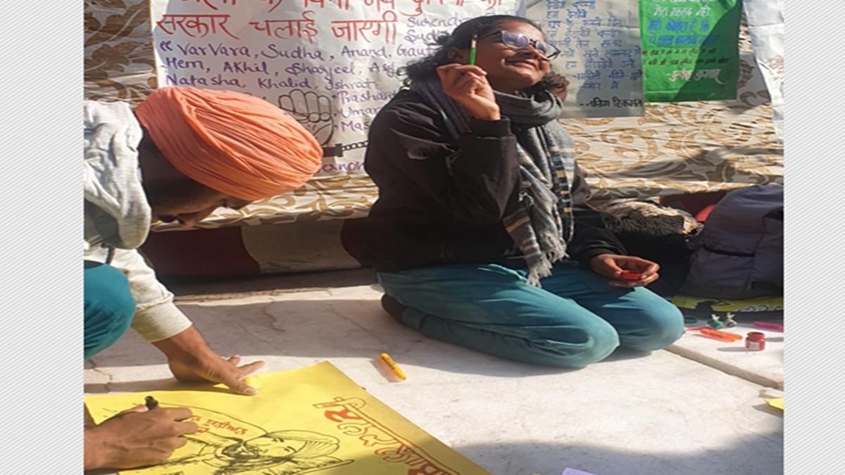 किसान आंदोलन में शामिल युवा (फ़ोटो- आजतक)