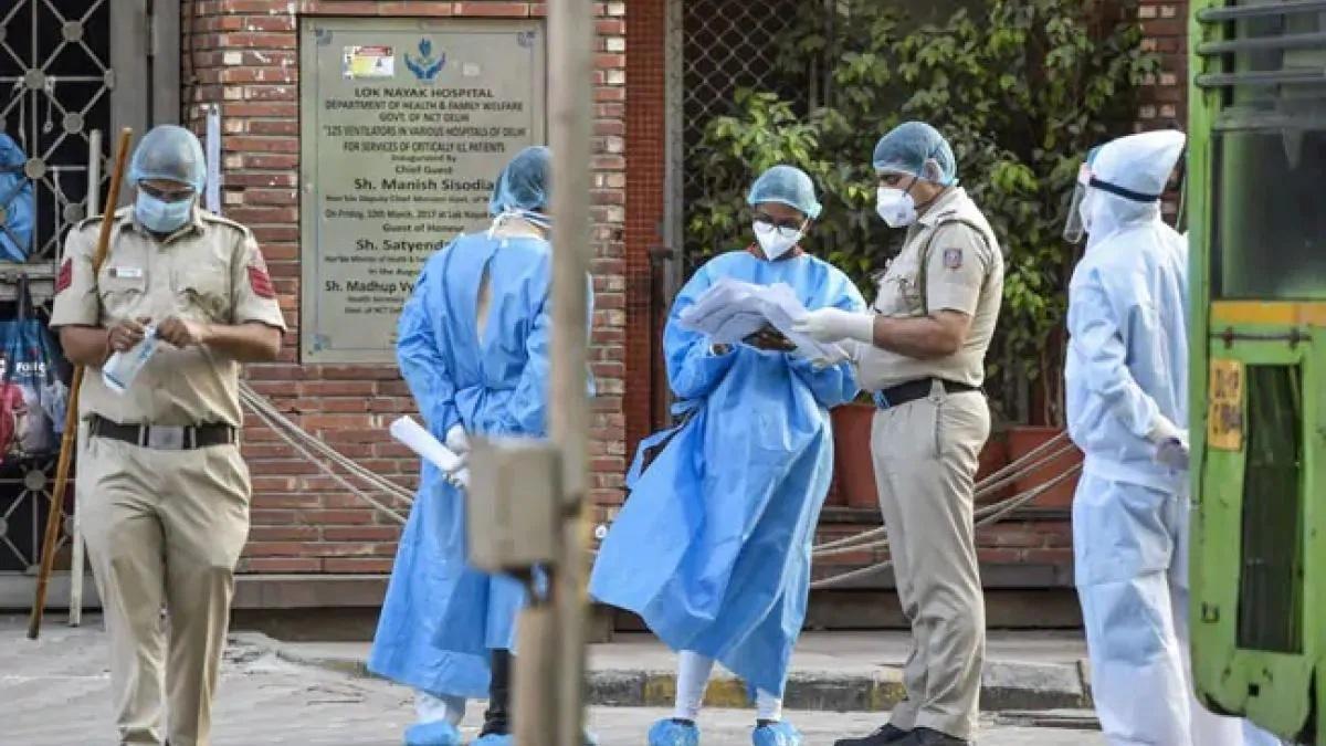 लोकनायक जयप्रकाश अस्पताल में 10 हजार से अधिक कोरोना मरीज ठीक हो चुके हैं.(सांकेतिक फोटो)