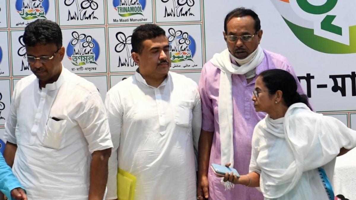 बंगाल सीएम ममता बनर्जी और शुभेंदु अधिकारी