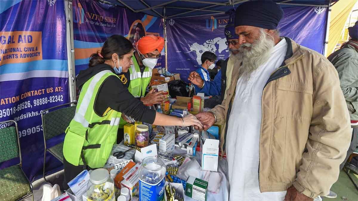 आंदोलन के दौरान किसानों के लिए इलाज का इंतजाम (फोटो-PTI)
