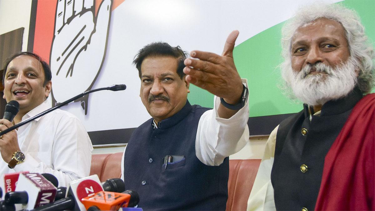 कांग्रेस के वरिष्ठ नेता पृथ्वीराज चव्हाण (फोटो-PTI)