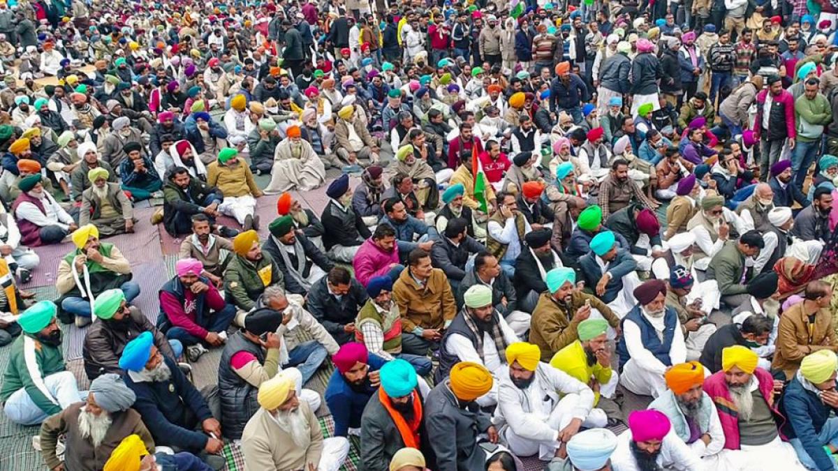 पटियाला में कृषि कानून के खिलाफ प्रदर्शन कर रहे किसान (फोटो- पीटीआई)