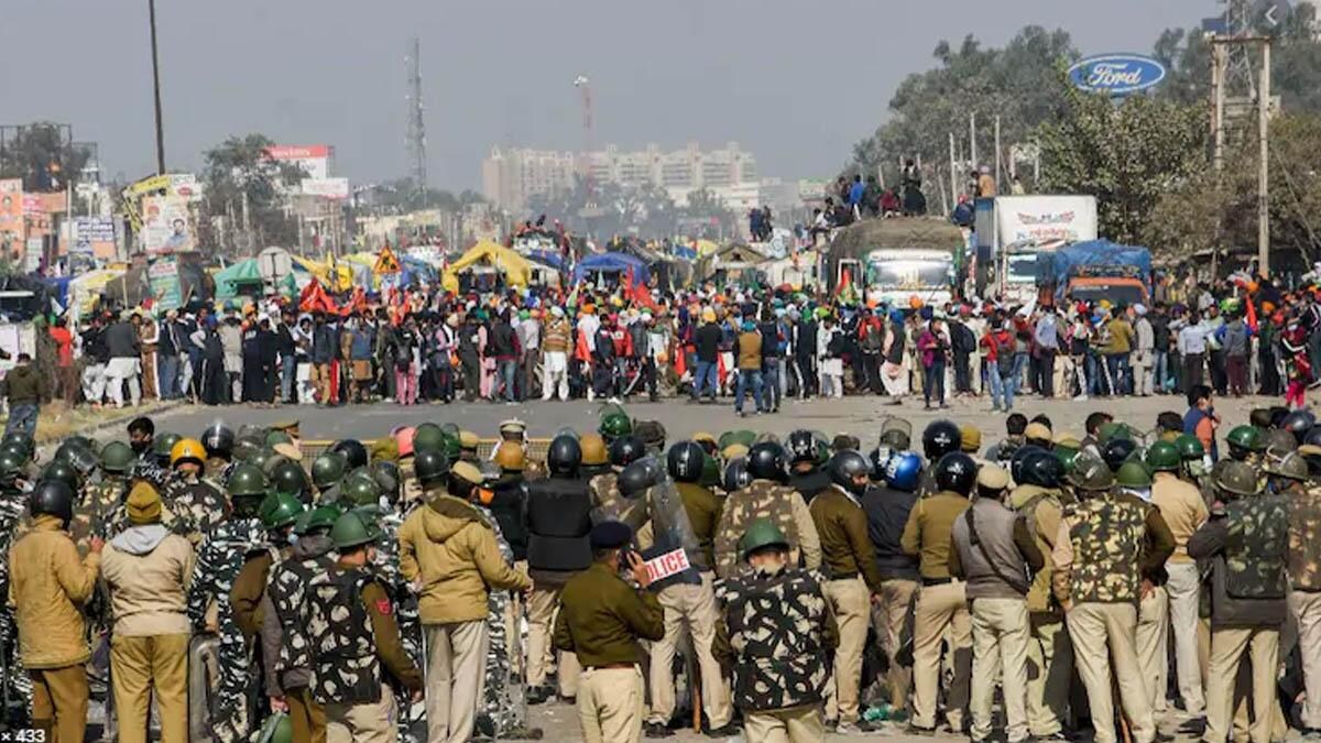 दिल्ली बॉर्डर पर सुरक्षा के तगड़े इंतजाम (फाइल फोटो)