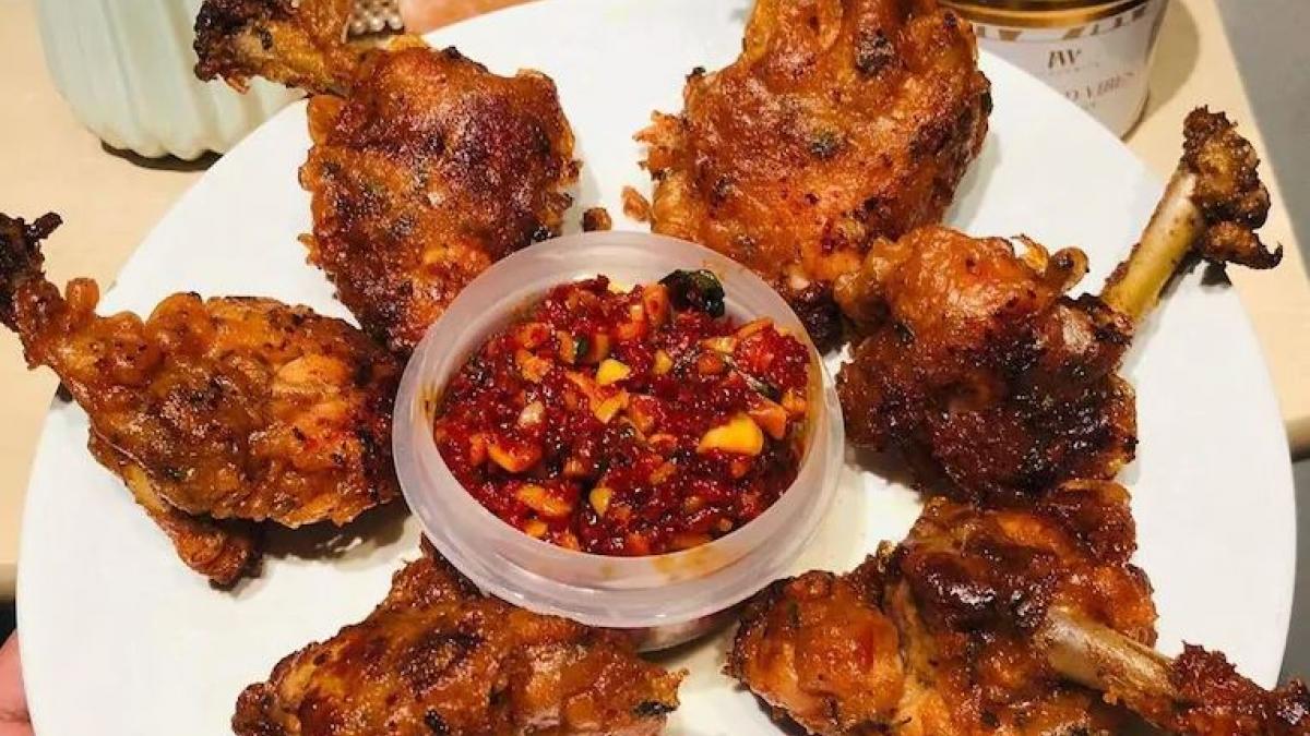 होटल में नहीं परोसे जाएंगे चिकन आइटम (फाइल फोटो)