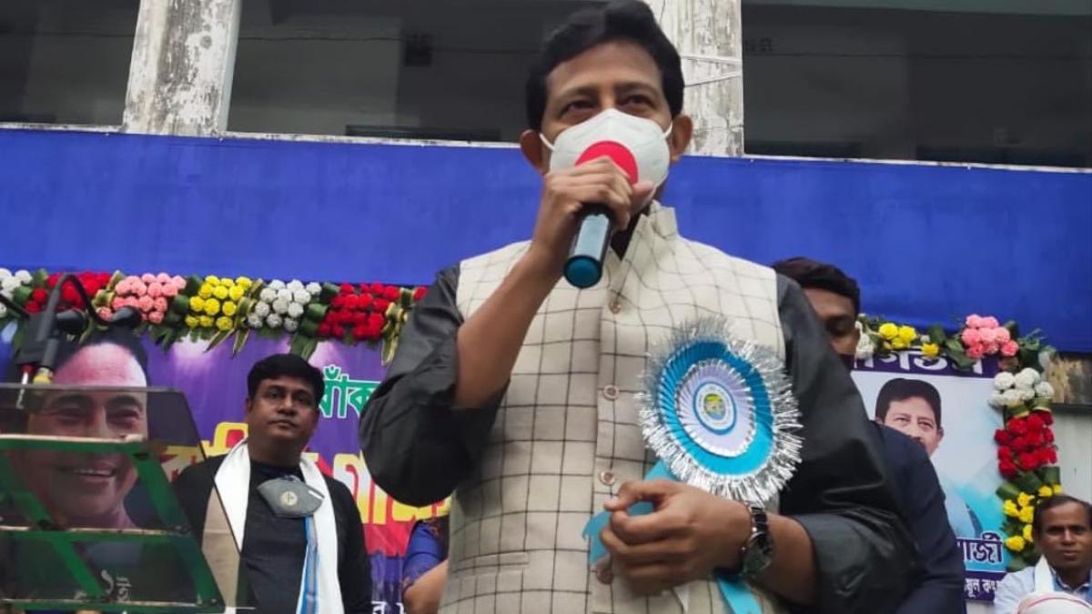 राजीव बनर्जी ने मंत्री पद से दिया इस्तीफा