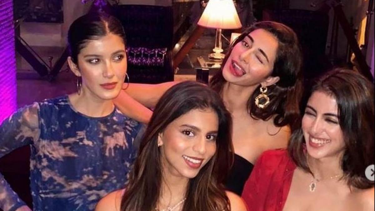 शनाया-सुहाना-अनन्या-नव्या