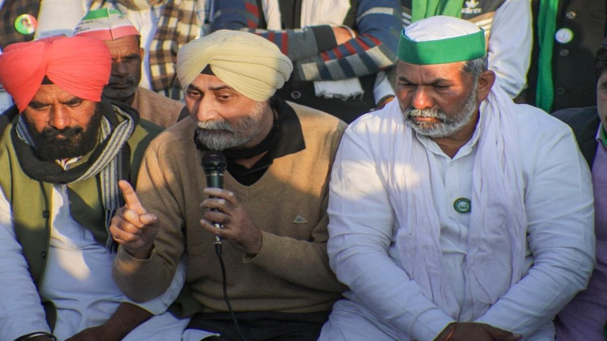 राकेश टिकैत के साथ वीएम सिंह (फाइल फोटो -PTI)