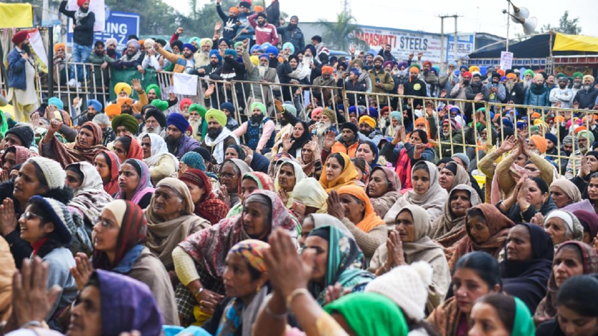 सिंघु बॉर्डर पर आंदोलनकारी किसान