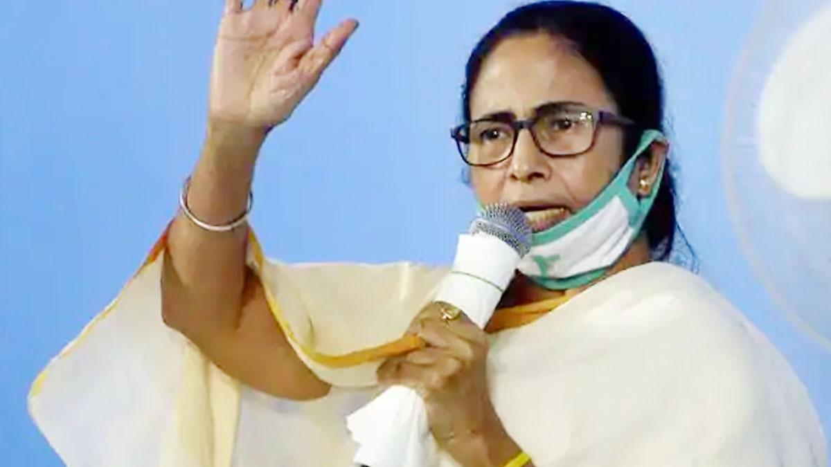 पश्चिम बंगाल की मुख्यमंत्री ममता बनर्जी (फोटो- PTI)