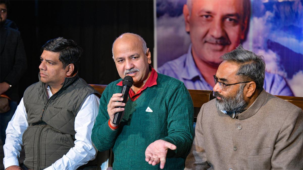 दिल्ली के डिप्टी सीएम मनीष सिसोदिया (फाइल फोटो-PTI)