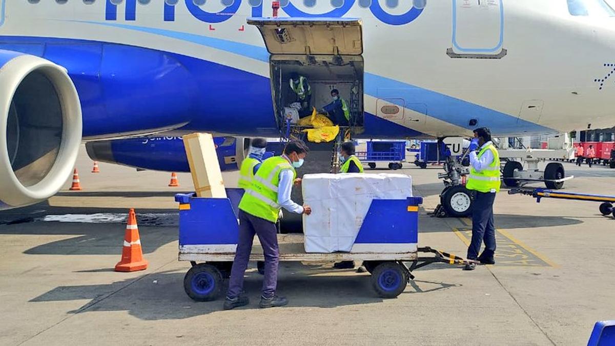 कोरोना वैक्सीन की तैयारी में जुटा मुंबई पोर्ट (फाइल फोटो) 