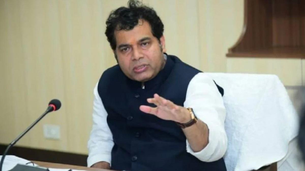 यूपी के ऊर्जा मंत्री श्रीकांत शर्मा (फाइल फोटो)