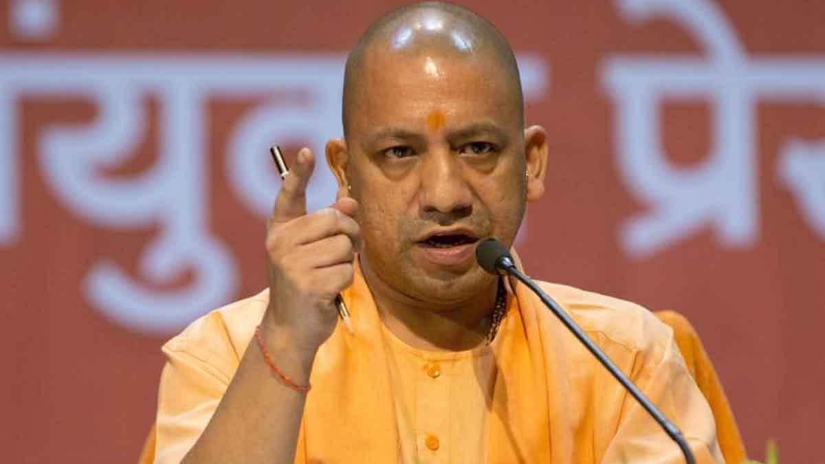 यूपी: फिर छिड़ा OBC आरक्षण को तीन हिस्सों में बांटने का शिगूफा! क्या हो पाएगा लागू? - UP Sprinkle again to divide OBC reservation into three parts Will it be applicable - AajTak