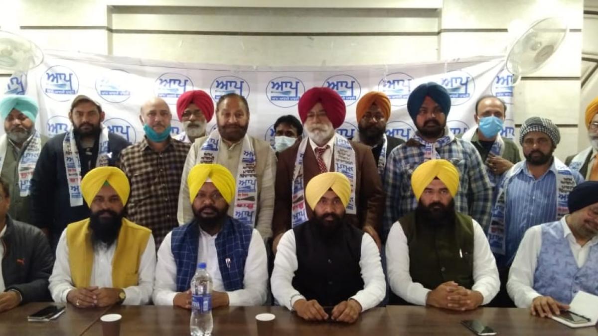 पूर्व प्रधानमंत्री मनमोहन सिंह के भाई आप में हुए शामिल