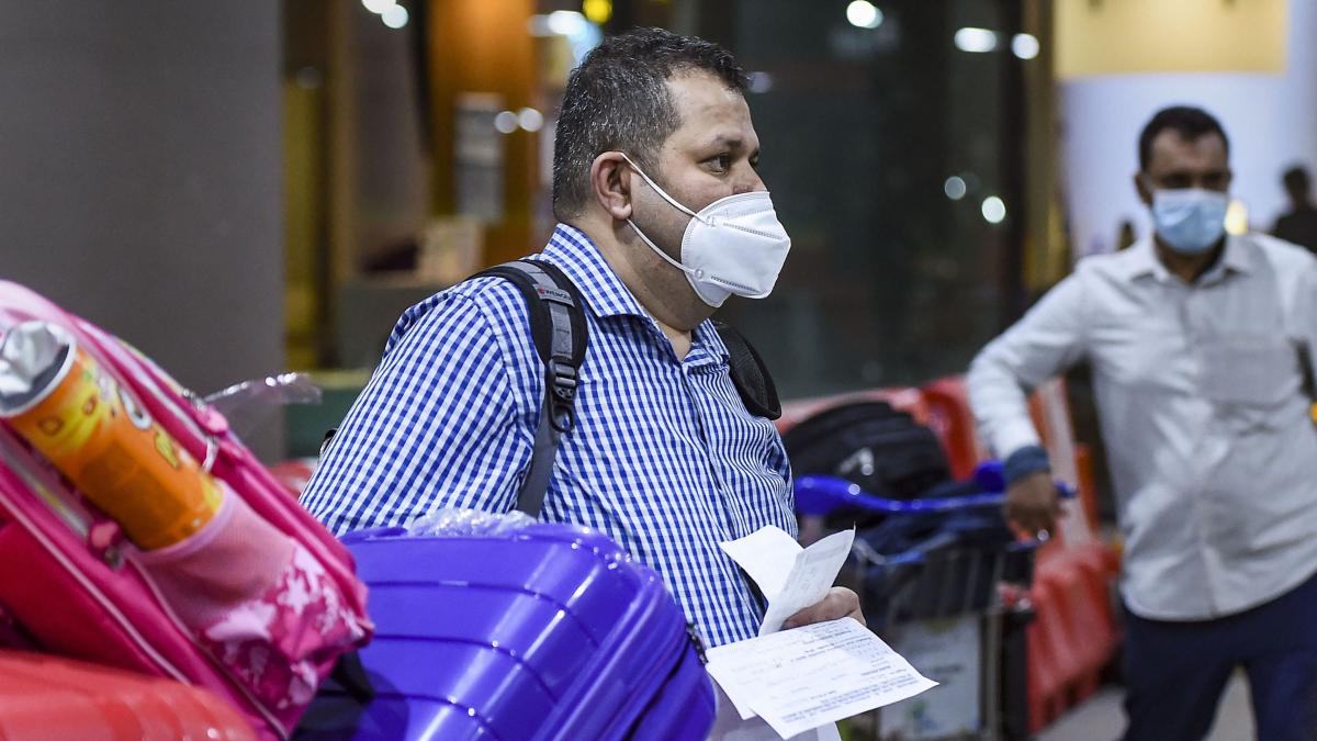 5 यात्रियों में मिला दक्षिण अफ्रीका और ब्राजील का स्ट्रेन (फाइल फोटो-PTI)