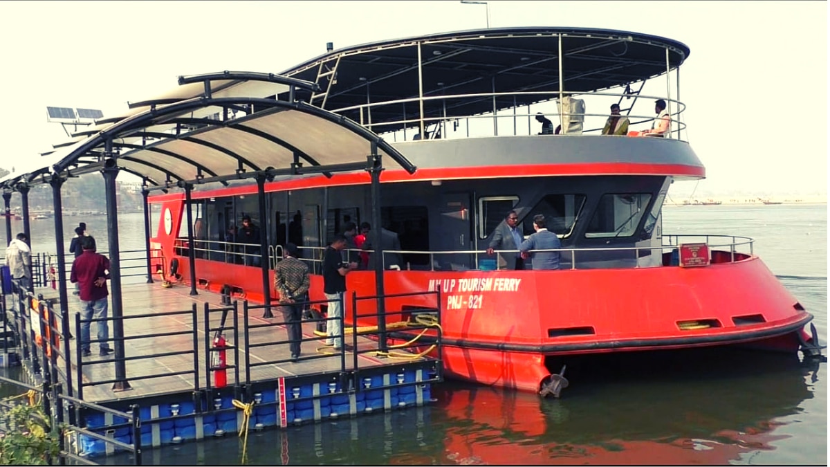 यूपी का पहला सरकारी क्रूज