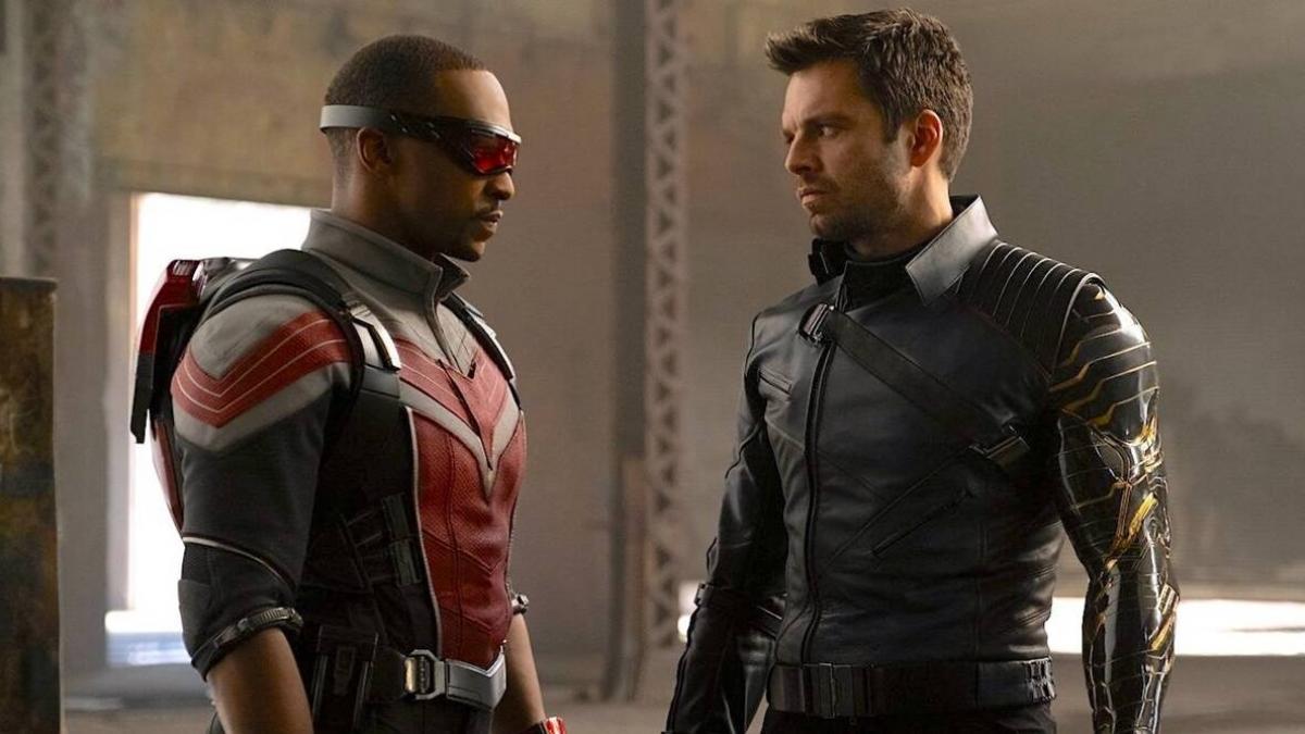 द फैल्कन एंड द विंटर सोल्जर सीरीज के ट्रेलर में एक्टर एंथनी मैकी और सेबेस्टियन स्टैन