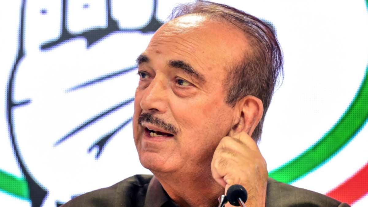 कांग्रेस के दिग्गज नेता और पूर्व केंद्रीय मंत्री गुलाम नबी आजाद (File-PTI)