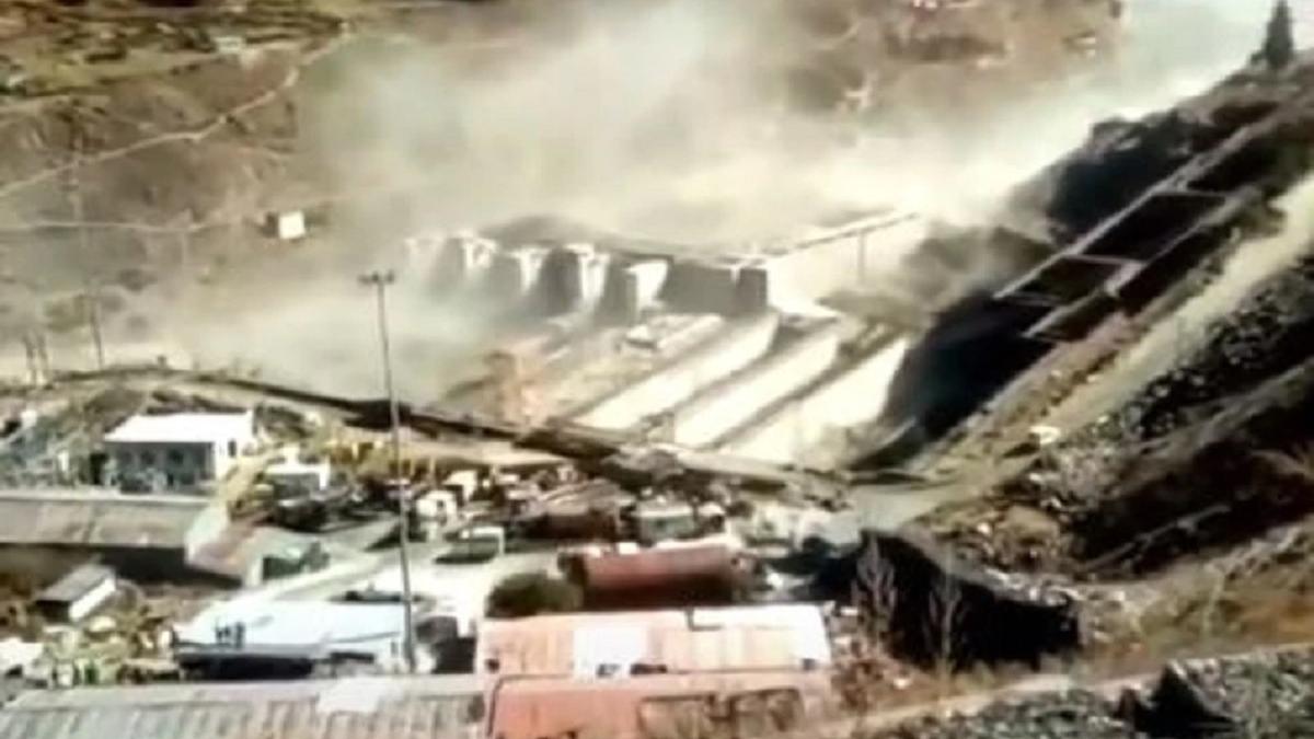 चमोली जिले में ग्लेशियर टूटने से भारी तबाही