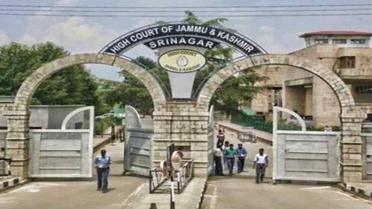 J-K हाई कोर्ट ने क्यों दिया फेसबुक इंडिया के खिलाफ FIR दर्ज करने का निर्देश?