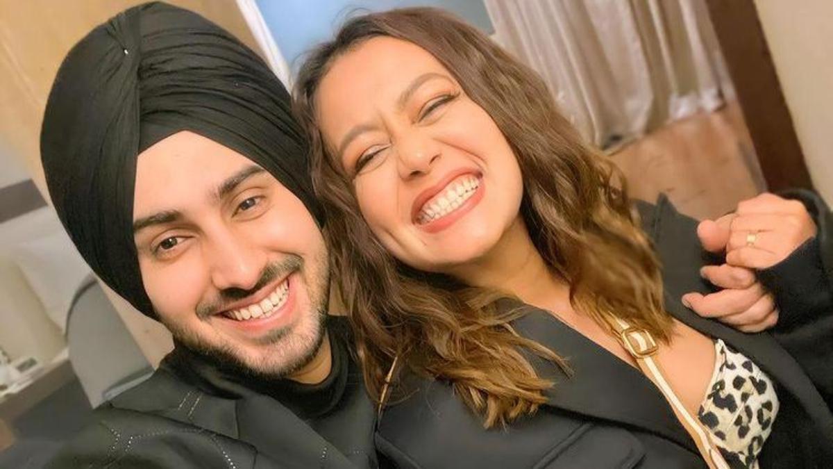 नेहा कक्कड़ और उनके पति रोहनप्रीत सिंह 