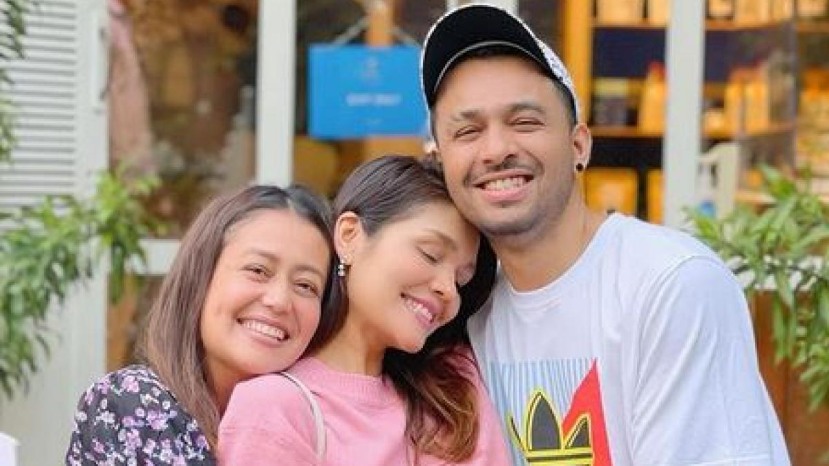 नेहा कक्कड़ संग टोनी और सोनू