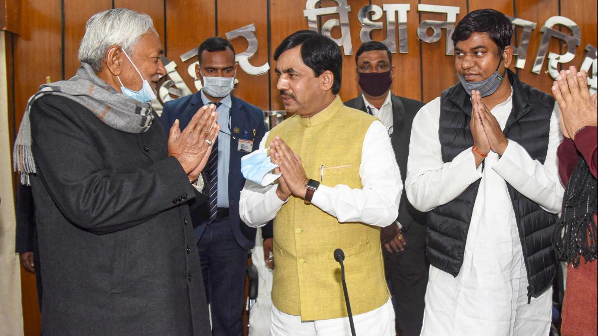 नीतीश कैबिनेट में मंत्री बने शाहनवाज हुसैन (फाइल)