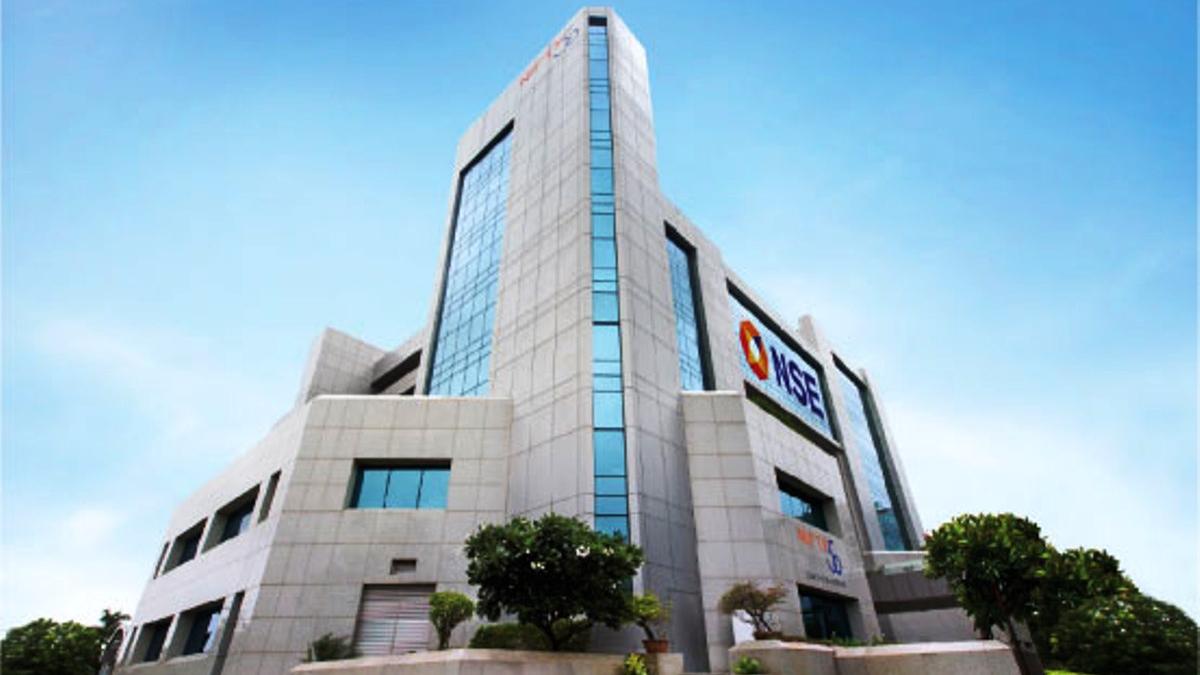 एनएसई में तकनीकी समस्या से कारोबार ठप (फाइल फोटो) 