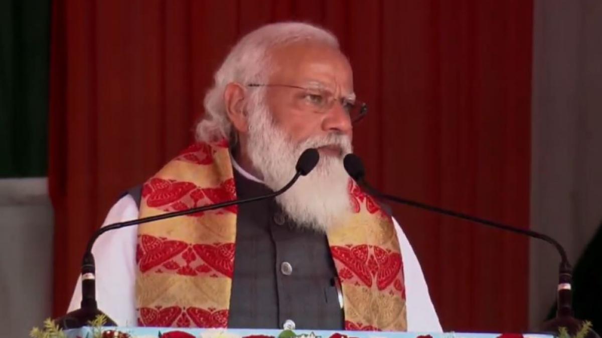 असम के ढेकियाजुली में पीएम मोदी की रैली (फोटो- पीटीआई)
