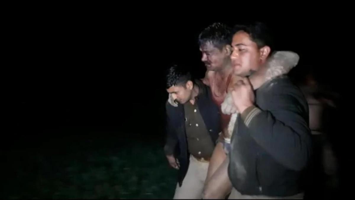 यूपी के कासगंज में पुलिस पर हुआ था हमला 