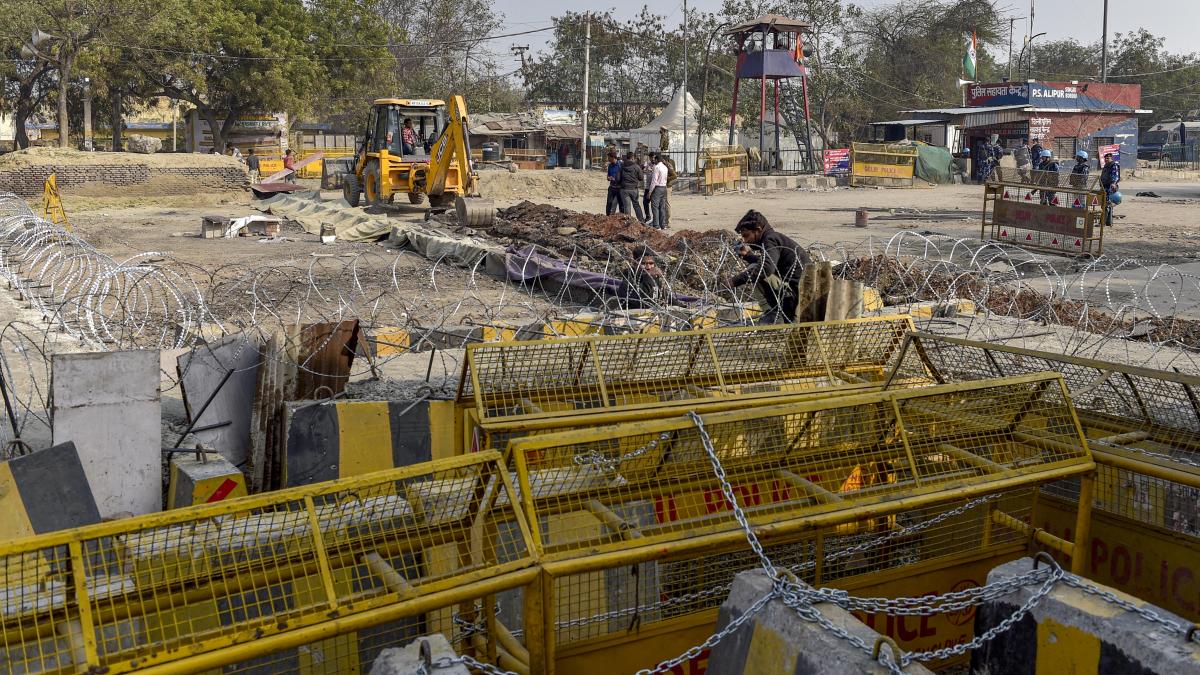 सिंघु बॉर्डर पर भी बढ़ाई गई है सुरक्षा (PTI)