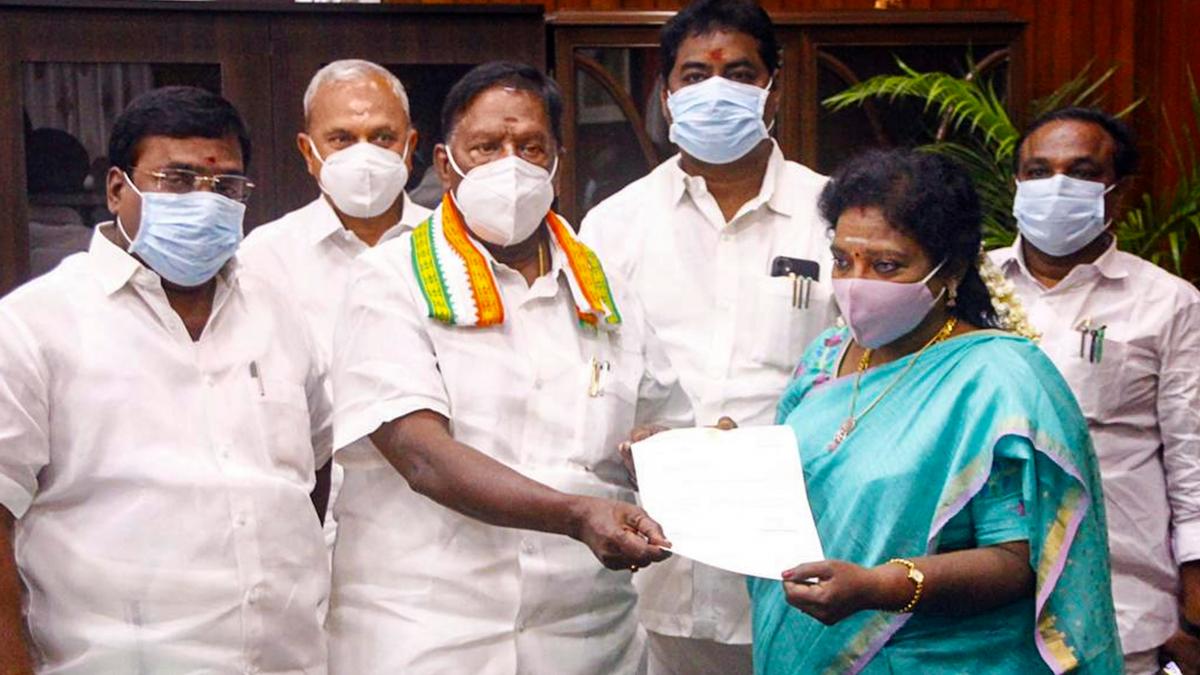 पुडुचेरी में सीएम नारायणसामी ने दिया इस्तीफा (PTI)