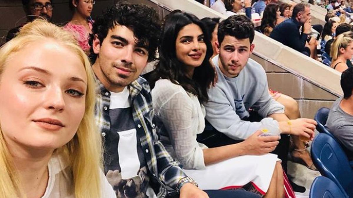 सोफी टर्नर-जो जोनस-न‍िक जोनस-प्र‍ियंका चोपड़ा 