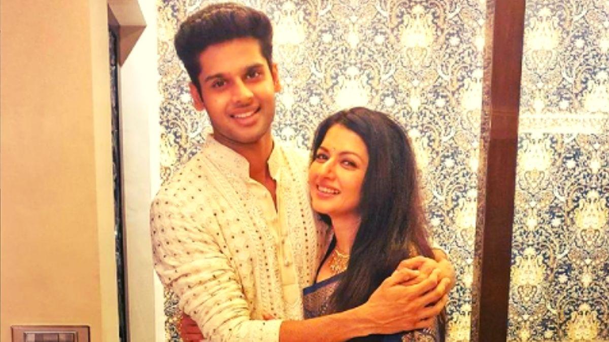 भाग्यश्री संग अभिमन्यु 