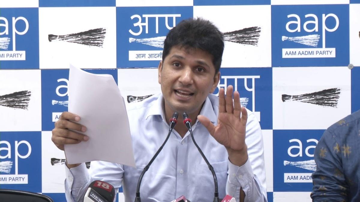 'बताएं कि दिल्ली में LG का शासन कैसे बेहतर', AAP की BJP को खुली बहस की चुनौती