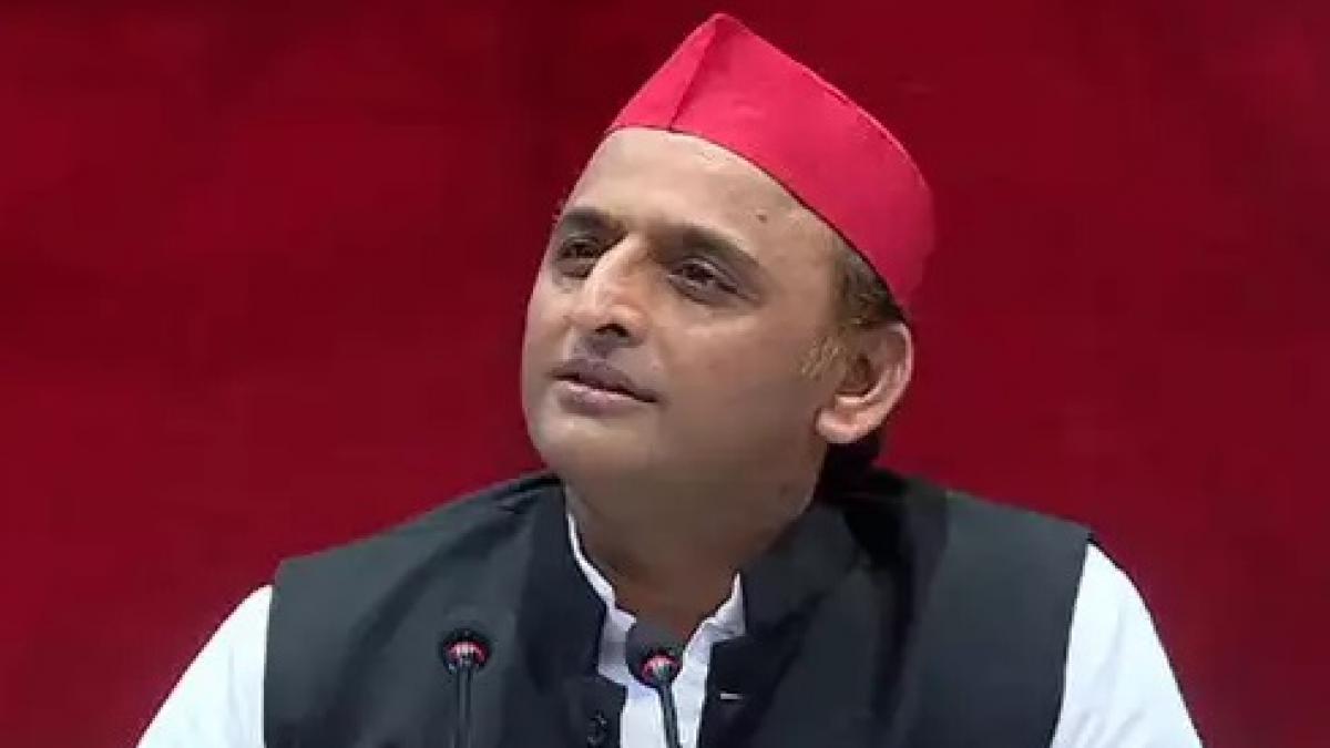 समाजवादी पार्टी (सपा) के राष्ट्रीय अध्यक्ष अखिलेश यादव