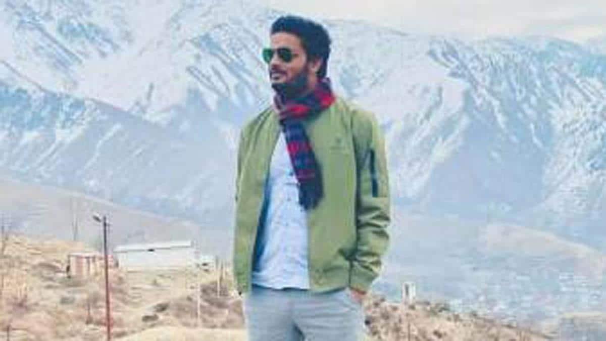 बीजेपी सांसद कौशल किशोर का बेटा आयुष 