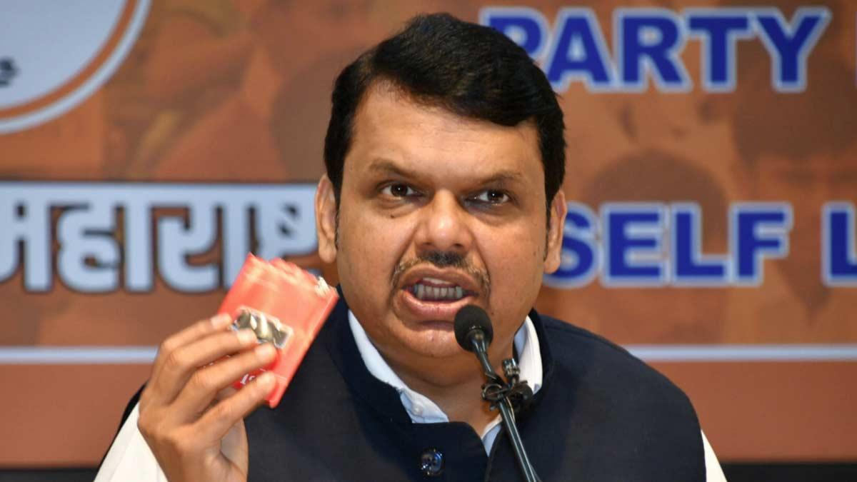 महाराष्ट्र के पूर्व मुख्यमंत्री देवेंद्र फडणवीस ने CBI जांच की मांग की (फाइल-पीटीआई)